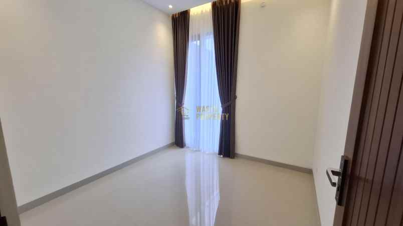 rumah kontemporer 2 lantai di ngaglik sleman