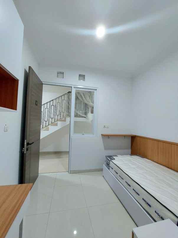 rumah kost siap huni full interior di suhat