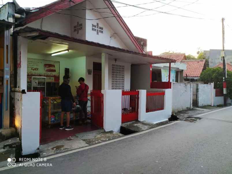 rumah lama super srategis 400 meter ke mrt dukuh atas