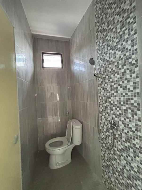 rumah lokasi premium 9 menit dari lrt harjamukti