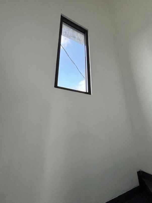 rumah lokasi premium 9 menit dari lrt harjamukti