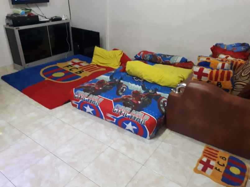 rumah luas siap huni di komplek cipageran asri