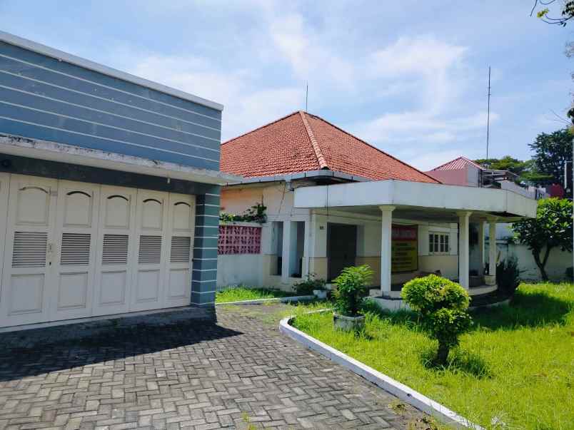 rumah mangkunegoro surabaya selatan