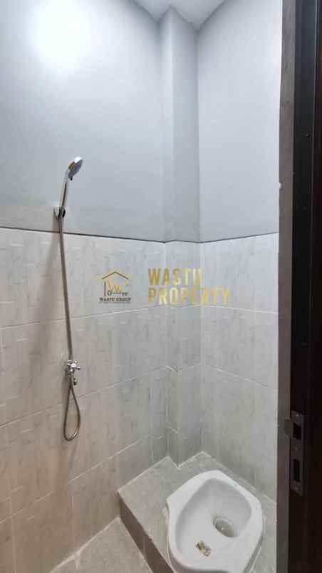 rumah mewah 2 lantai desain modern di maguwoharjo