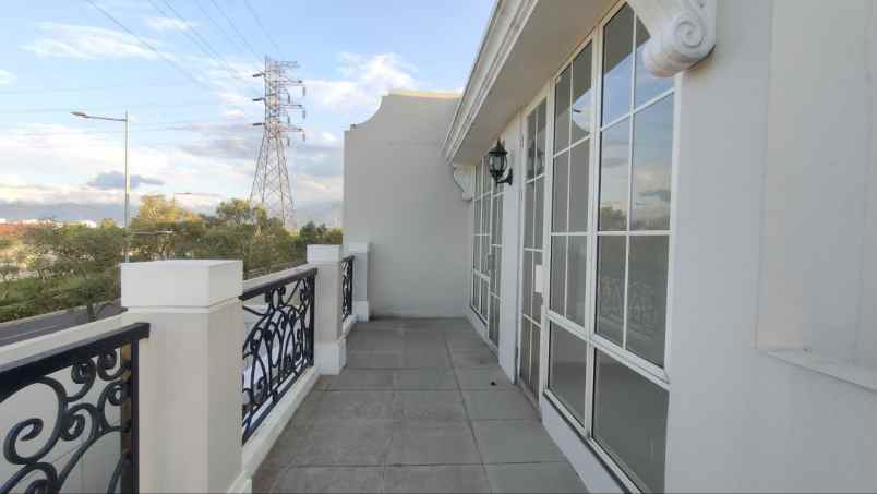 rumah mewah di terusan buahbatu bandung