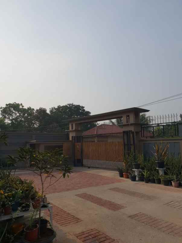 rumah mewah dijual di dekat bukit golf cibubur