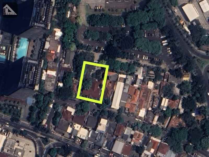 rumah mewah klasik di area premium scbd kebayoran baru