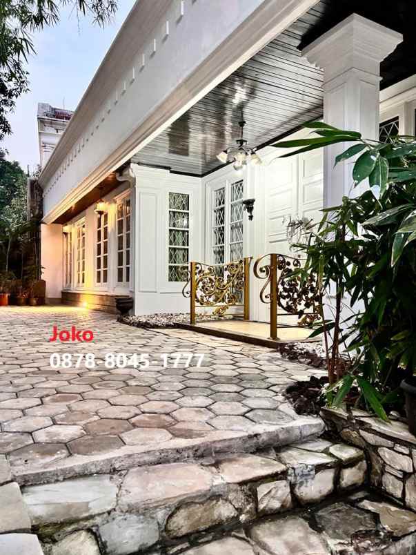rumah mewah view tebet eco park tebet jakarta selatan