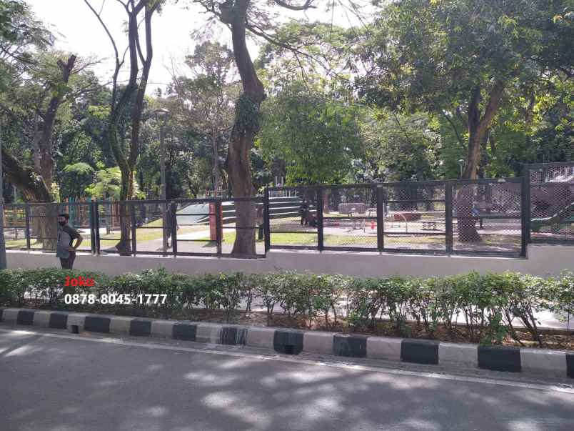 rumah mewah view tebet eco park tebet jakarta selatan