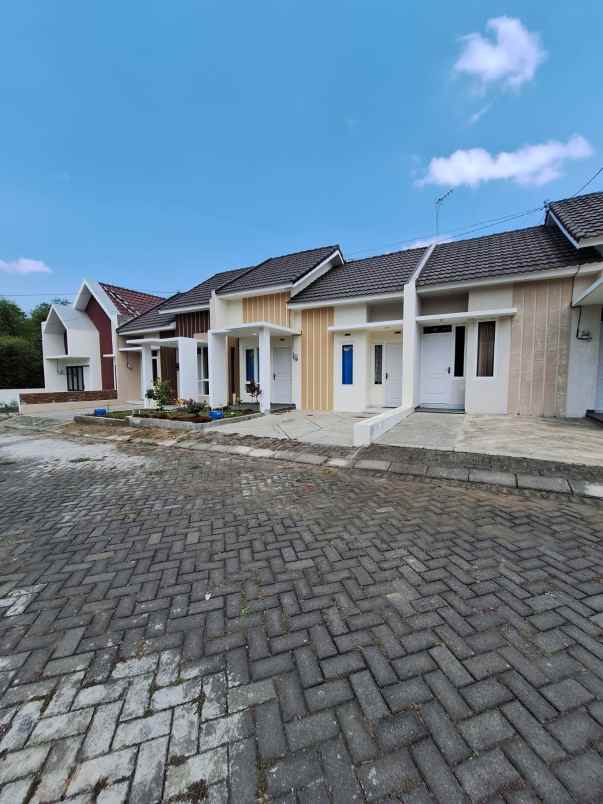 rumah minimalis 1 lantai di kepanjen