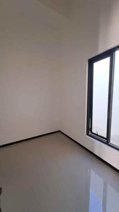 rumah minimalis modern lokasi dekat rs wafa husada