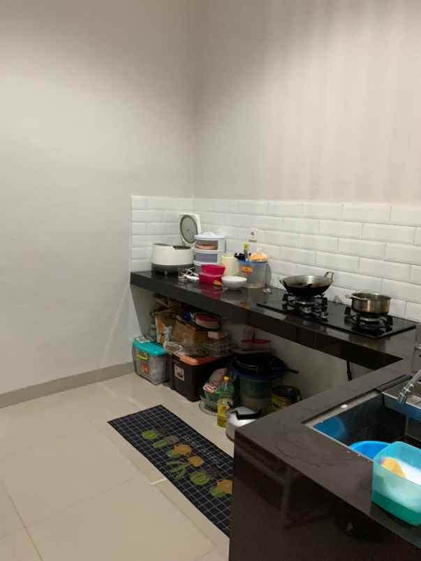 rumah minimalis siap huni dalam cluster depok