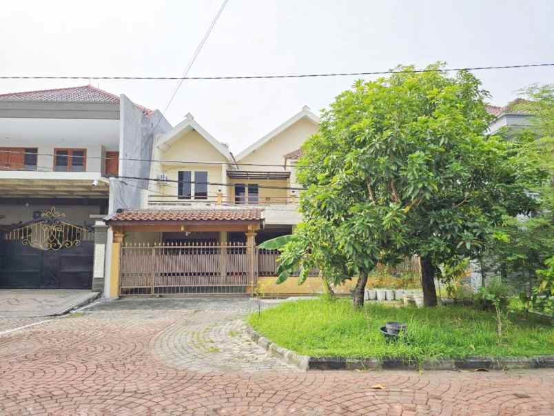 rumah nirwana eksekutif strategis row jalan 4 mobil