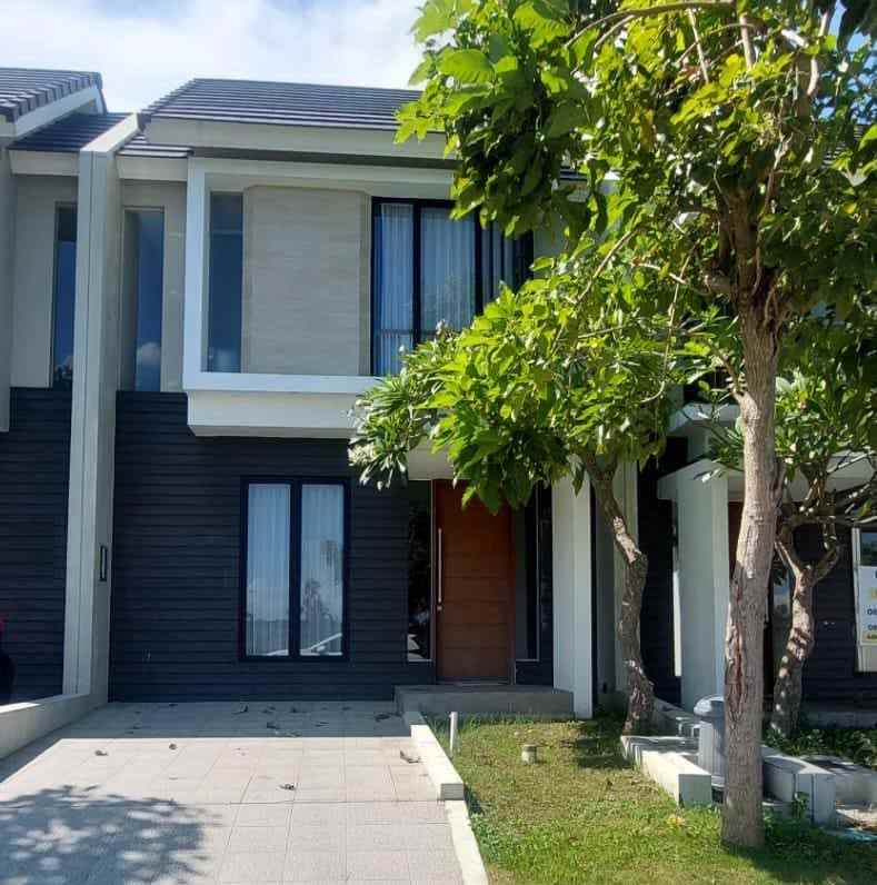 rumah northwest lake citraland surabaya barat