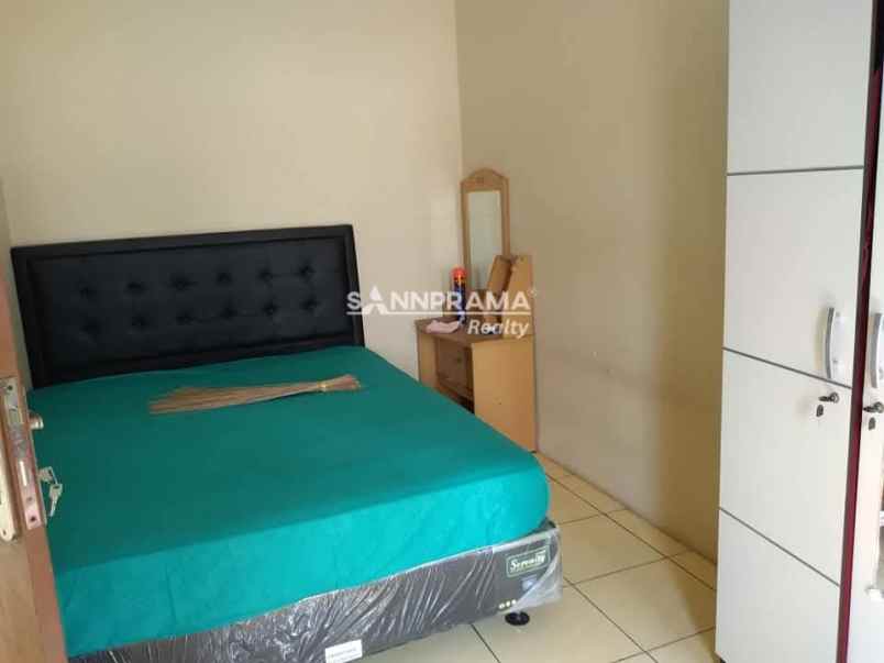 rumah second 2 lantai murah siap huni dicipayung depok
