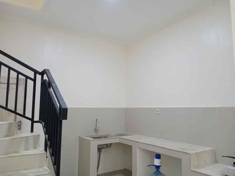 rumah second murah siap huni diperumnas depok 1 depok