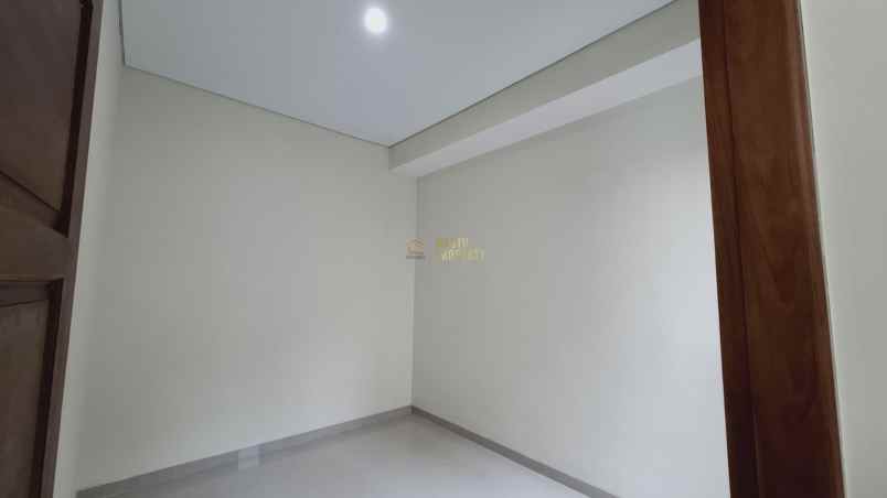 rumah siap huni free kitchen set di ngaglik sleman