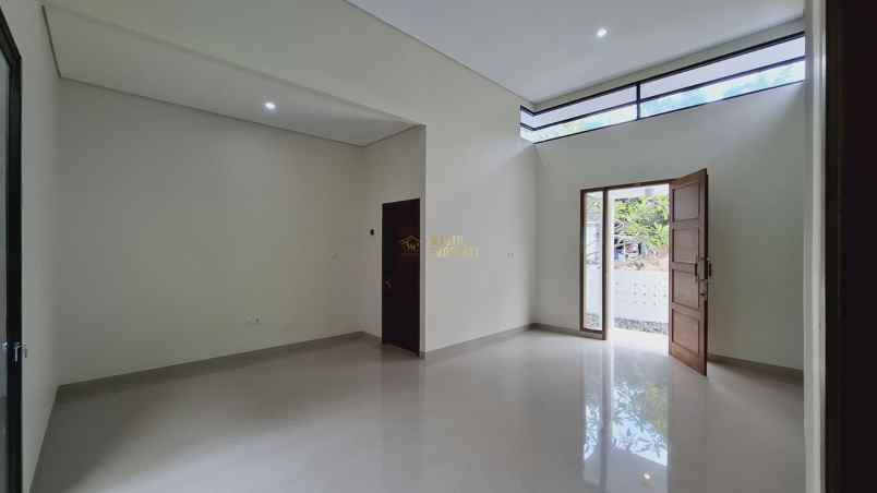 rumah siap huni free kitchen set di ngaglik sleman