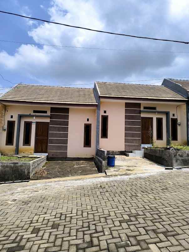 rumah subsidi siap huni lokasi pakisaji malang