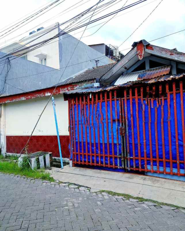 rumah sutorejo strategis murah