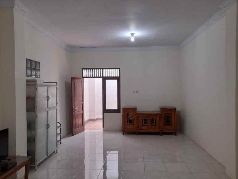 rumah terawat murah 620 jt an di tanjung barat jaksel