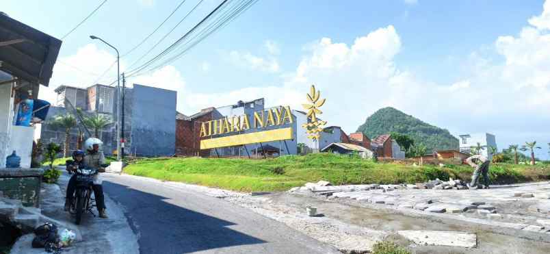 rumah villa free private pool di atharanaya kota batu