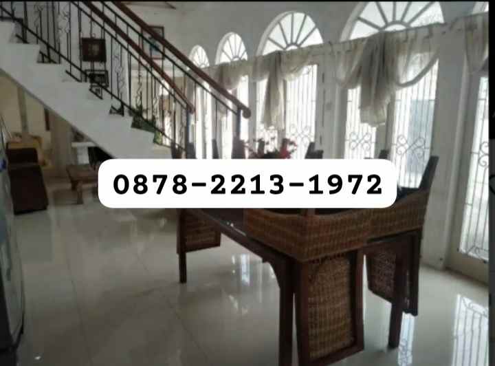 rumah villa siap huni dekat ke alun alun lembang
