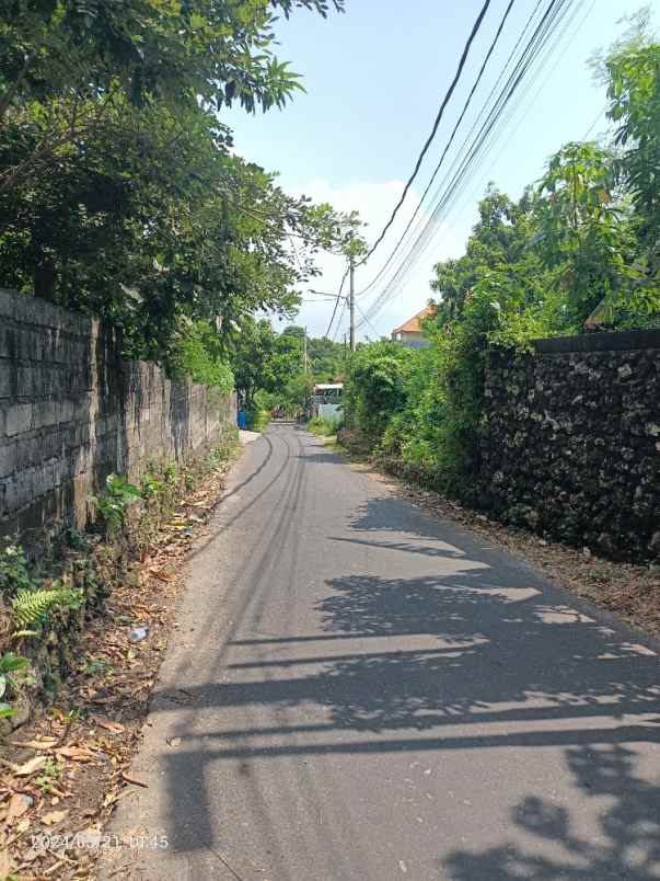 tanah dekat puja mandala dan siligita nusa dua bali