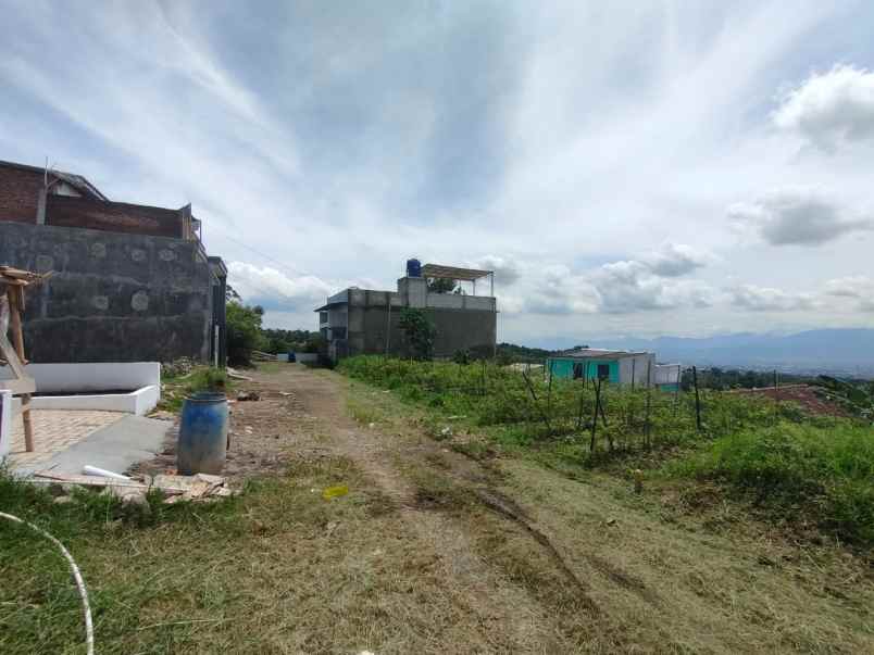 tanah dekat stikes rajawali cihanjuang view city