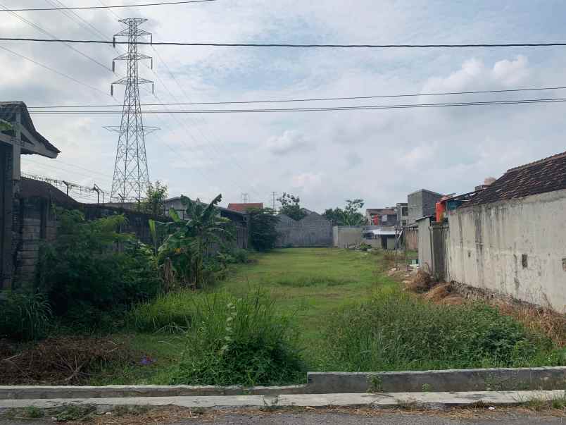 tanah luas lokasi strategis dekat ringroad selatan