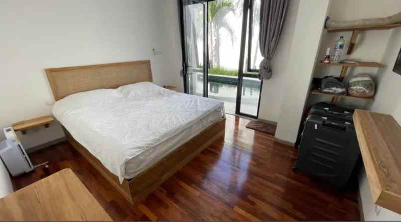 villa baru lokasi seminyak kuta utara