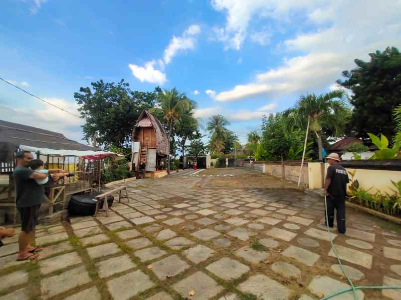 01 dijual villa beac front di lovina bali utara