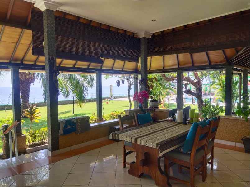 01 dijual villa beach front air sanih singaraja