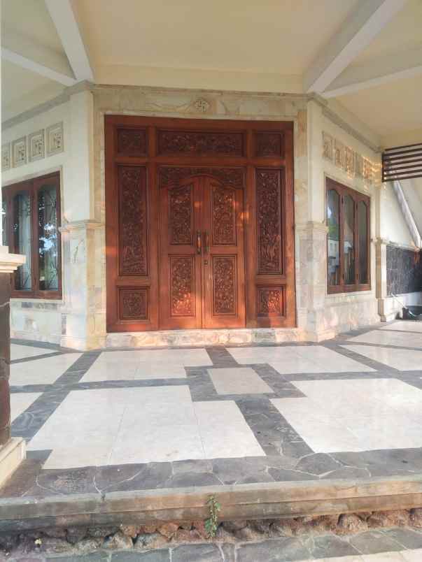 01 dijual villa beach front bali utara