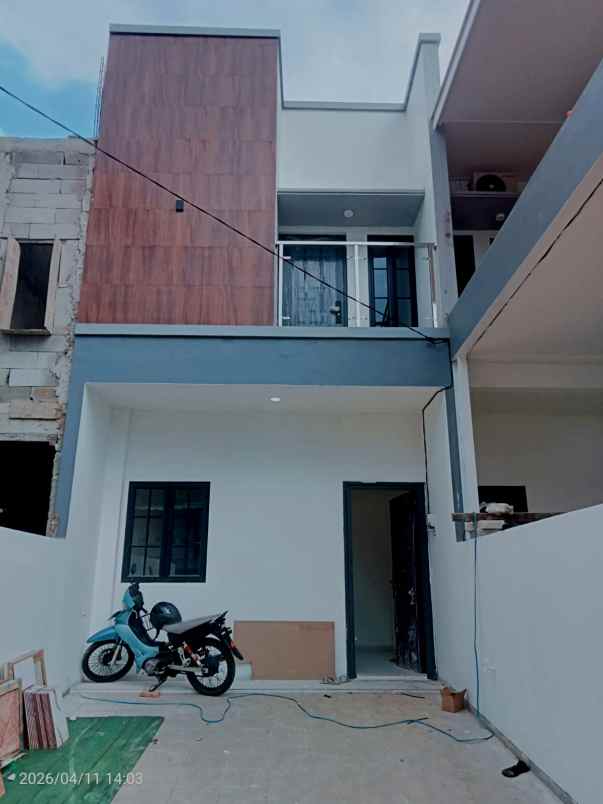 950 juta dapat rumah baru dalam komplek aman 24 jam