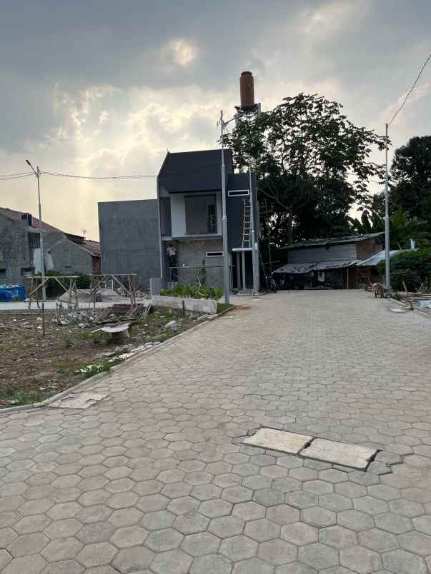 cluster mewah 2 lantai strategis di kedaung depok