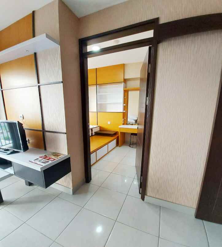 dijual apartemen apartemen m square lantai