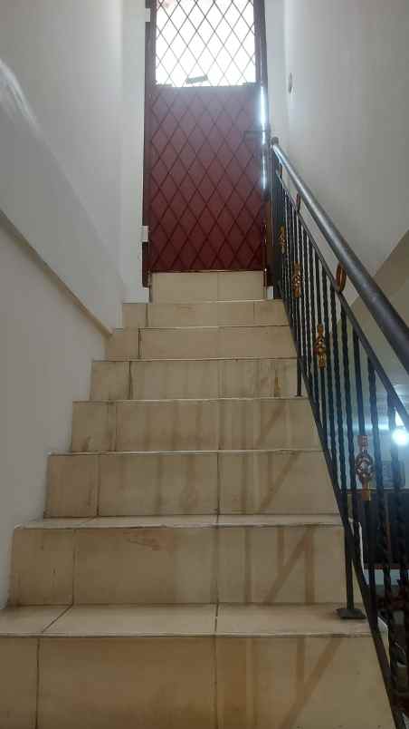 dijual apartemen condet