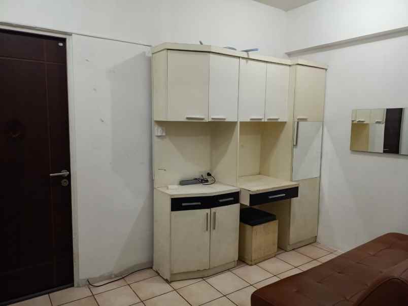 dijual apartemen metropolis apartment jl