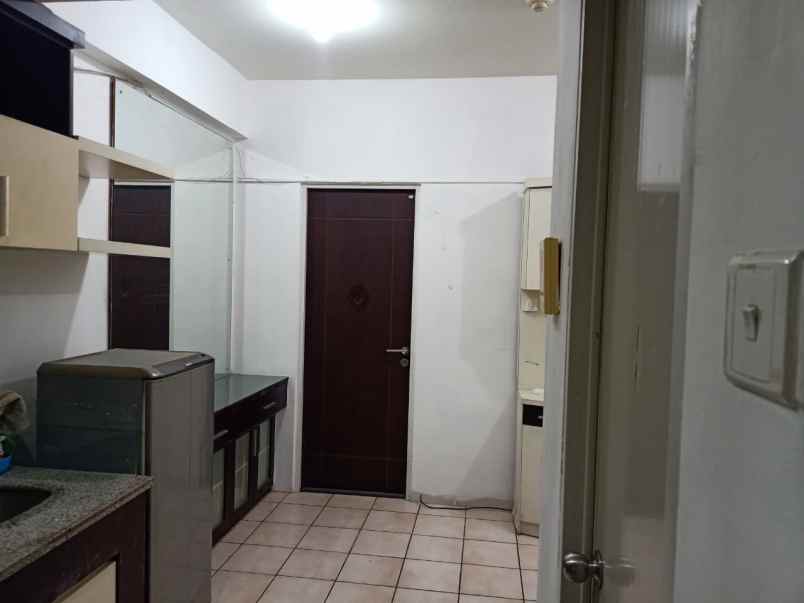dijual apartemen metropolis apartment jl