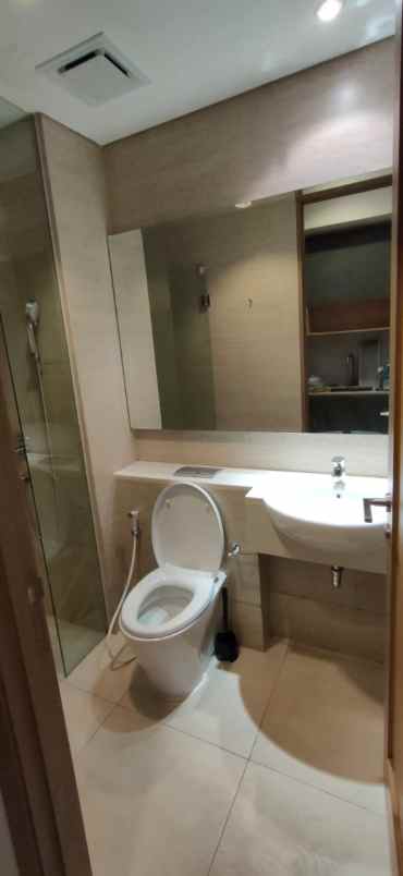 dijual apartemen taman anggrek residence