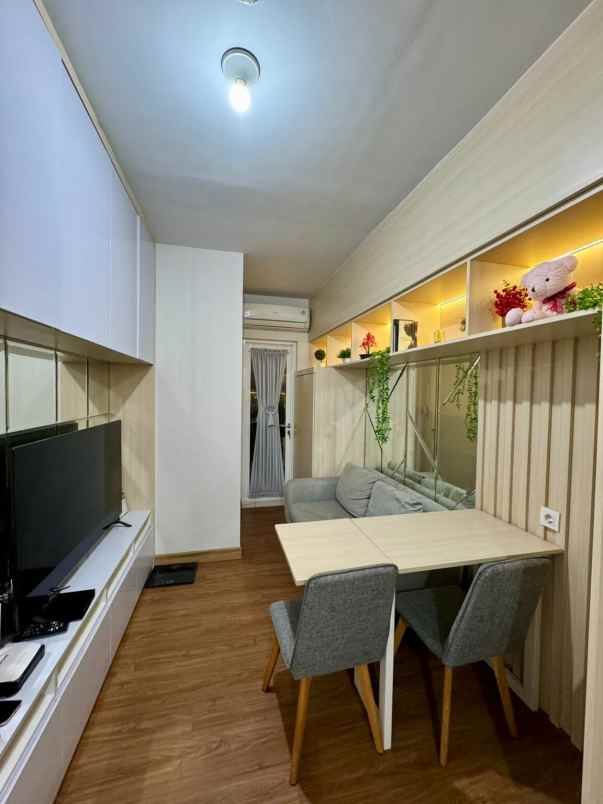 dijual apartemen the springlake tower