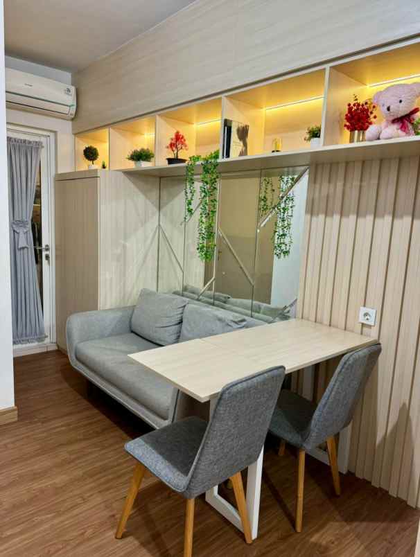 dijual apartemen the springlake tower