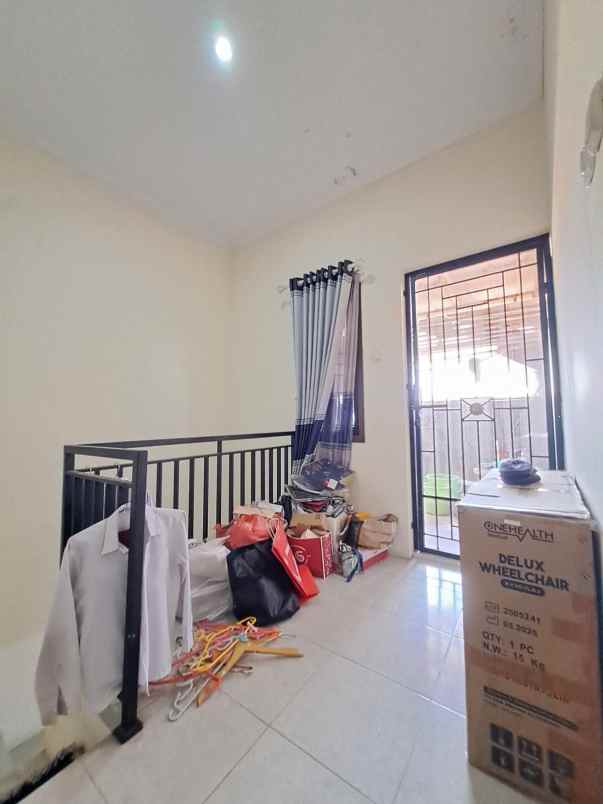 dijual cepat rumah di tanah baru beji depok