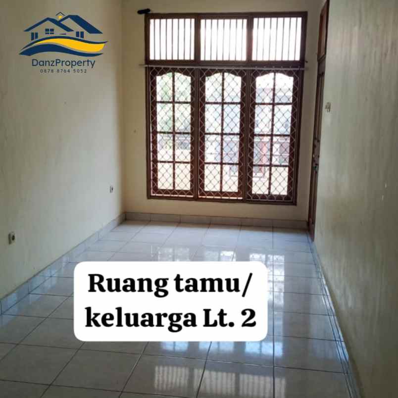 dijual cepat rumah lokasi strategis kelapa gading