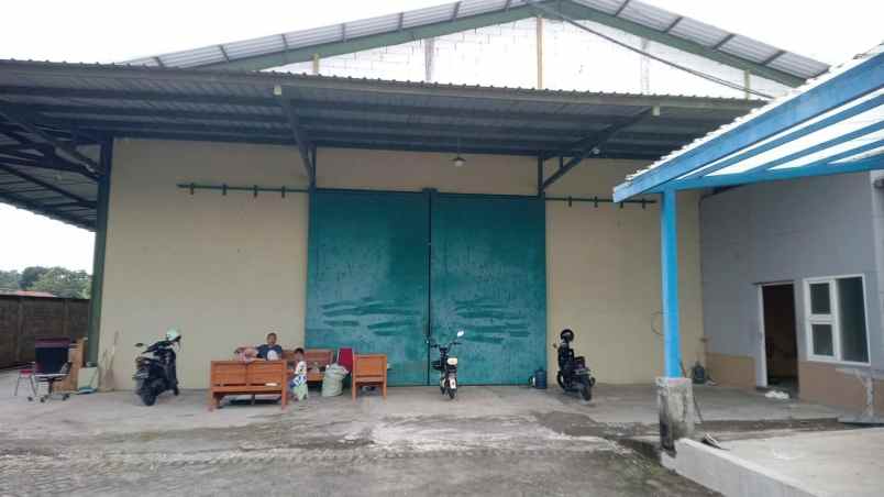 dijual gudang di ponorogo