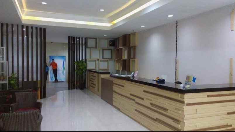 dijual hotel jalan raya dr cipto