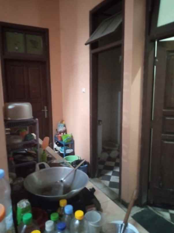 dijual kost 2 lantai di undip tembalang