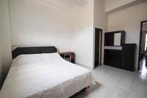 dijual kost ariteri pondok indah jaksel