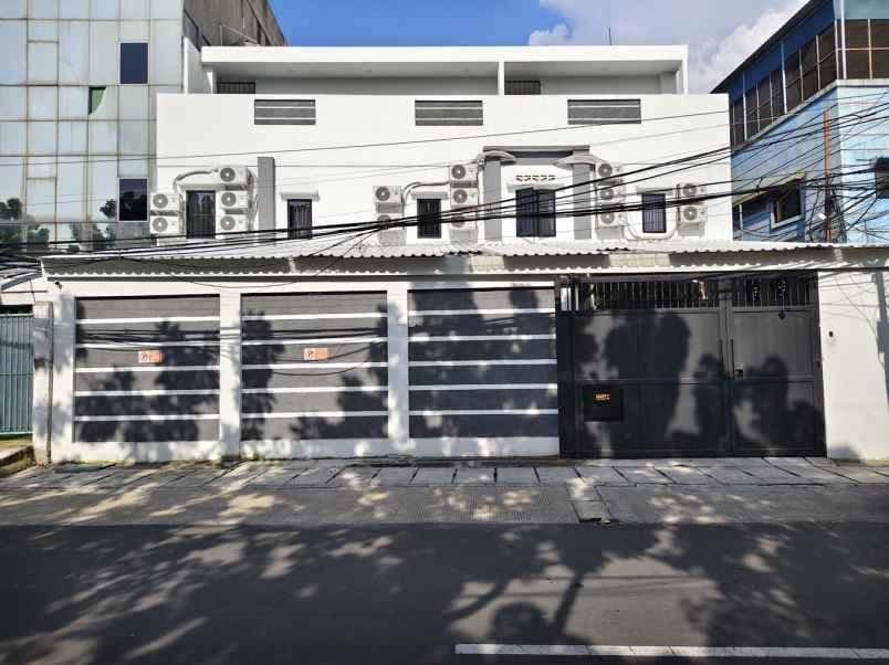 dijual kost jl bungur besar raya